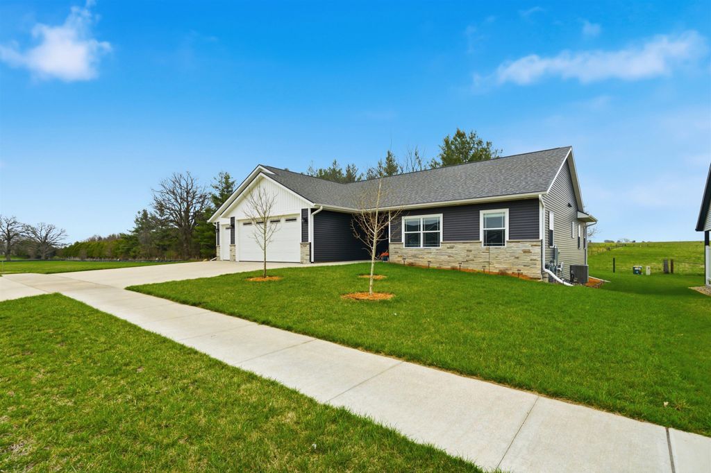 Photo of Manchester, IA 52057 (MLS # 154405)