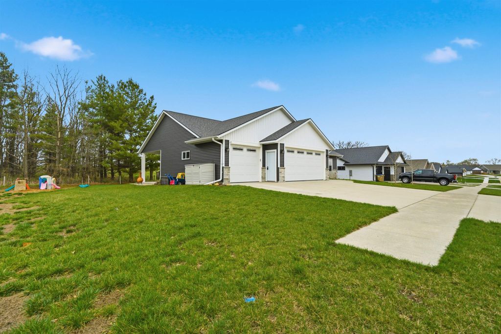 Photo of Manchester, IA 52057 (MLS # 154405)