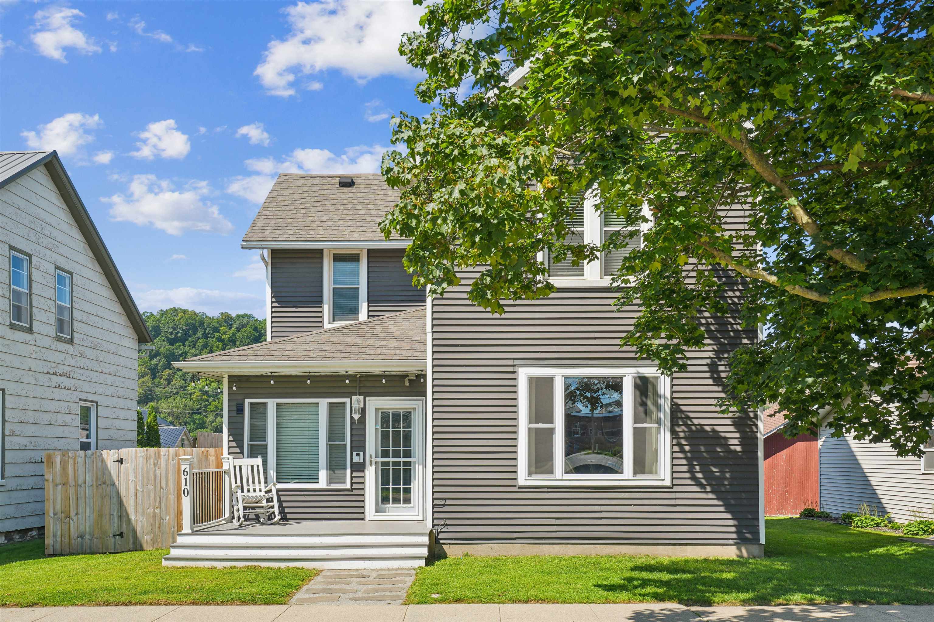 610 S Second Street - Photo 2