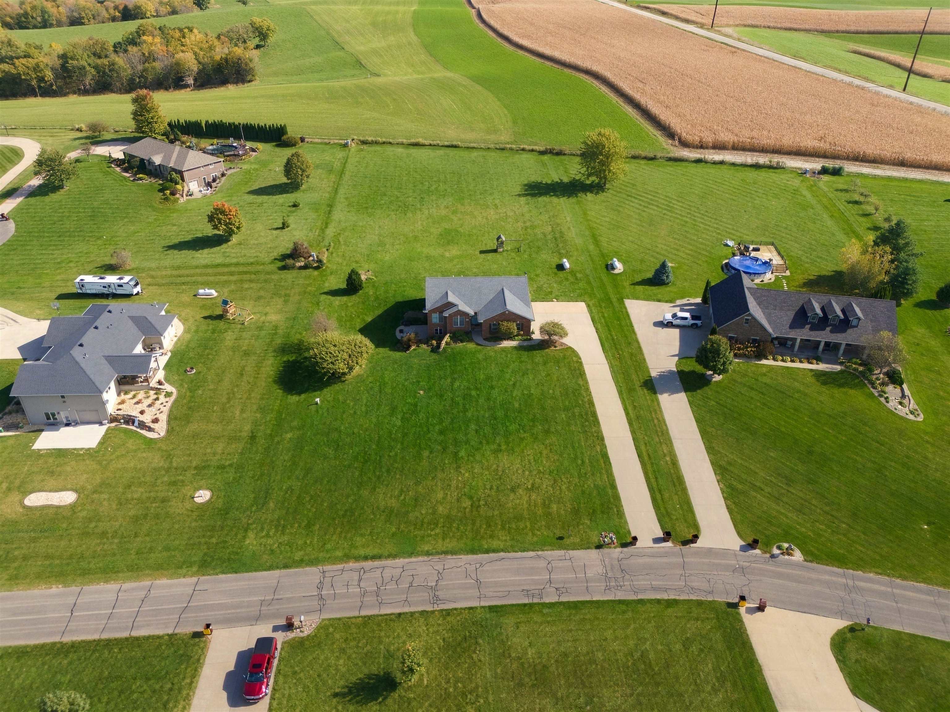 7460 Prairie View Lane