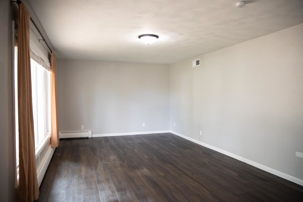 Photo of Dubuque, IA 52001 (MLS # 154600)