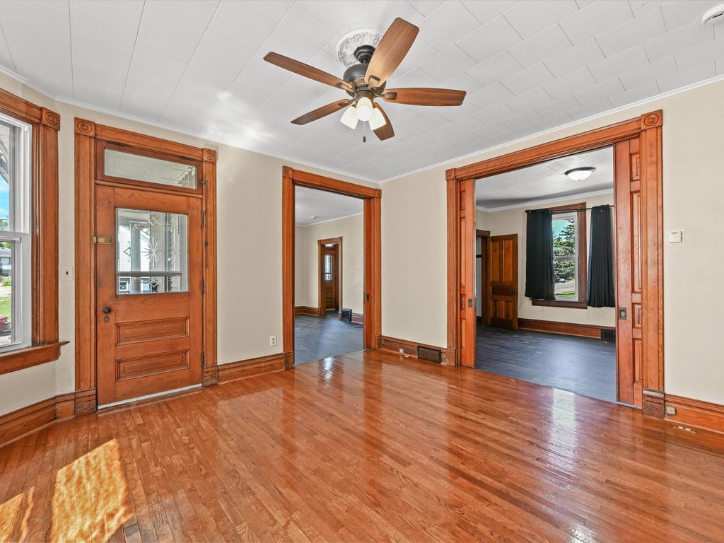 Photo of Dubuque, IA 52001 (MLS # 154707)