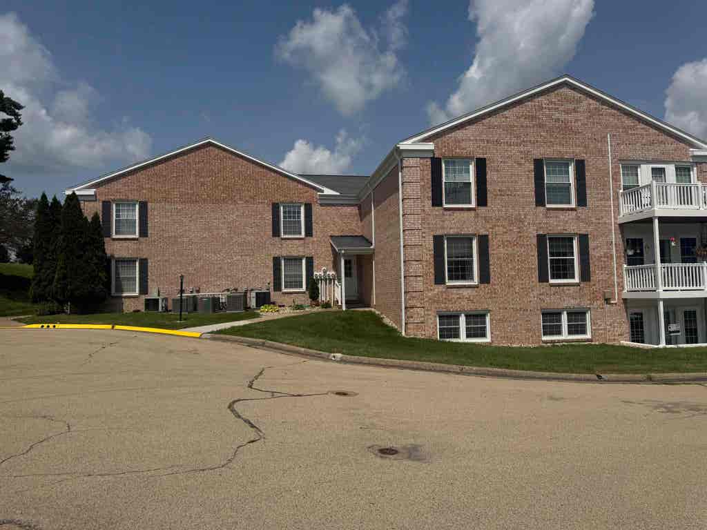 Photo of Dubuque, IA 52001 (MLS # 155262)