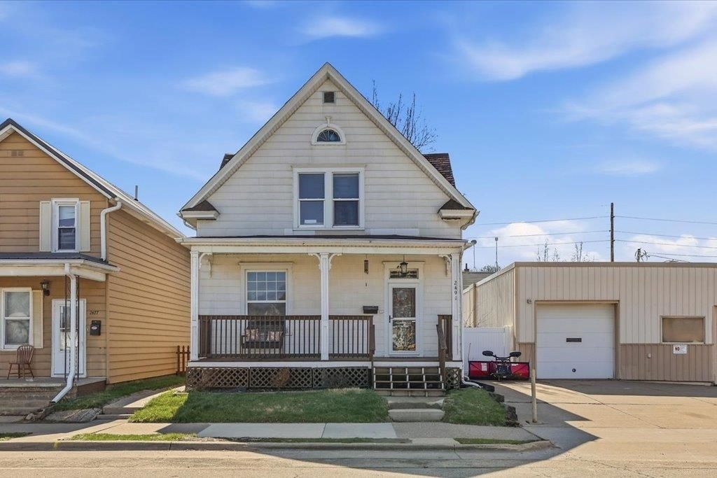 Photo of Dubuque, IA 52001 (MLS # 154355)