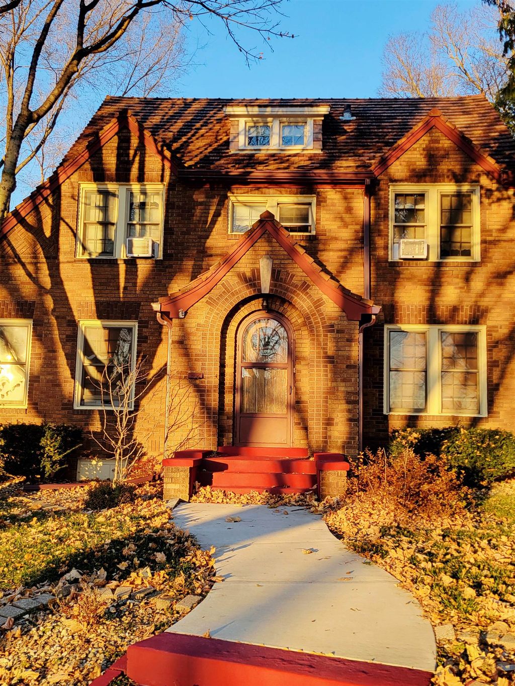 Photo of Dubuque, IA 52001 (MLS # 153604)