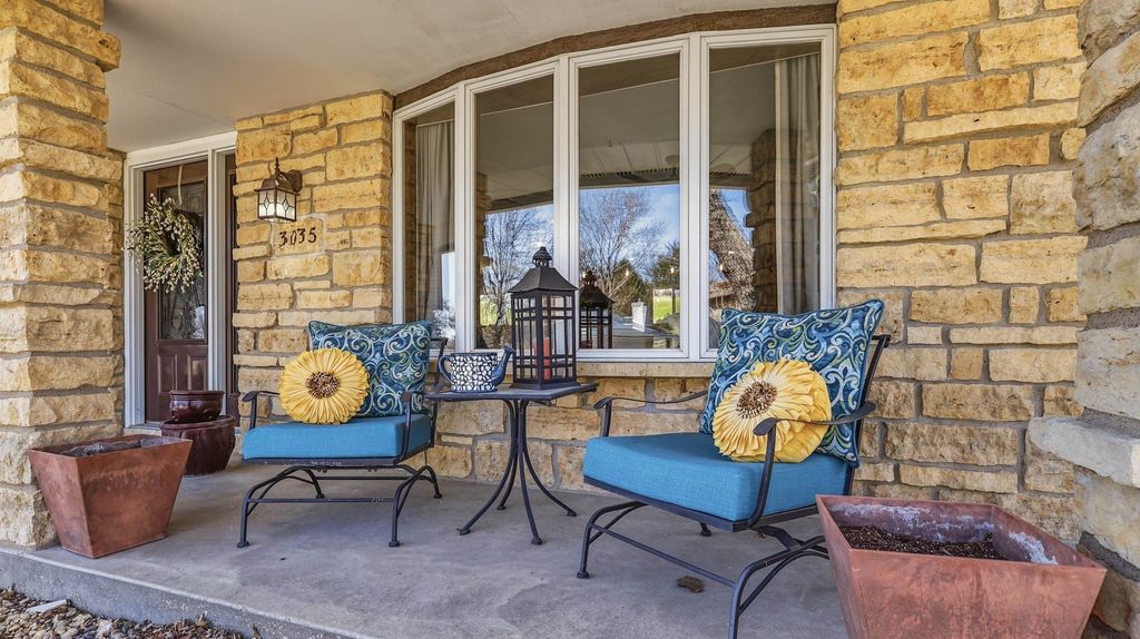 Photo of Dubuque, IA 52001 (MLS # 154265)