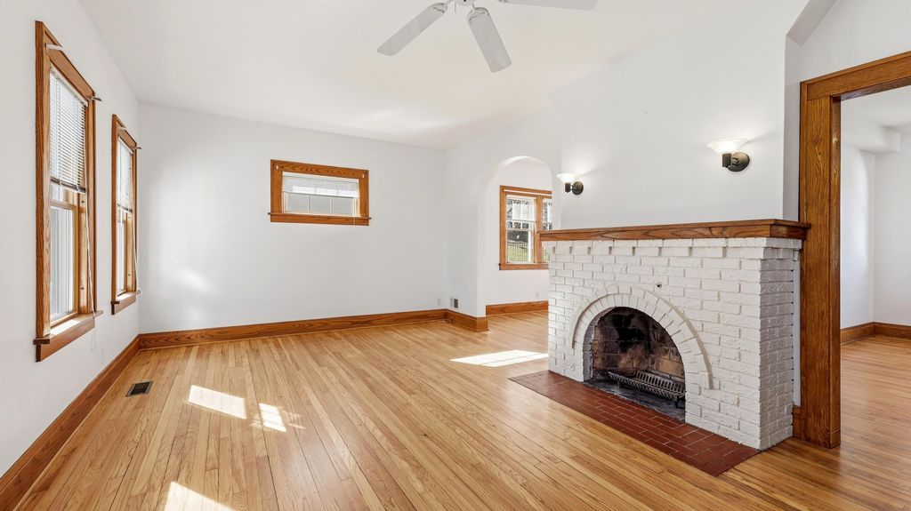 Photo of Dubuque, IA 52001 (MLS # 154295)