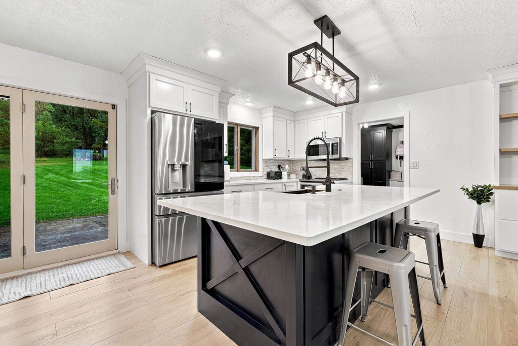 Photo of Dubuque, IA 52002 (MLS # 155860)
