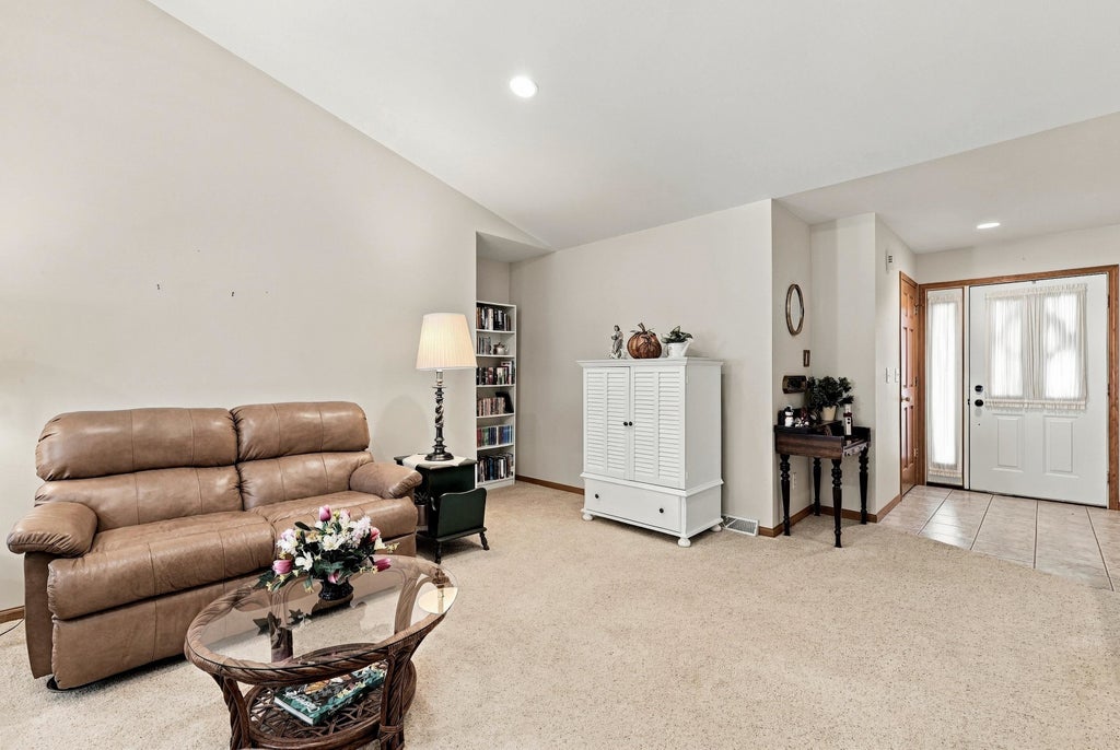 Photo of Dubuque, IA 52002 (MLS # 155978)