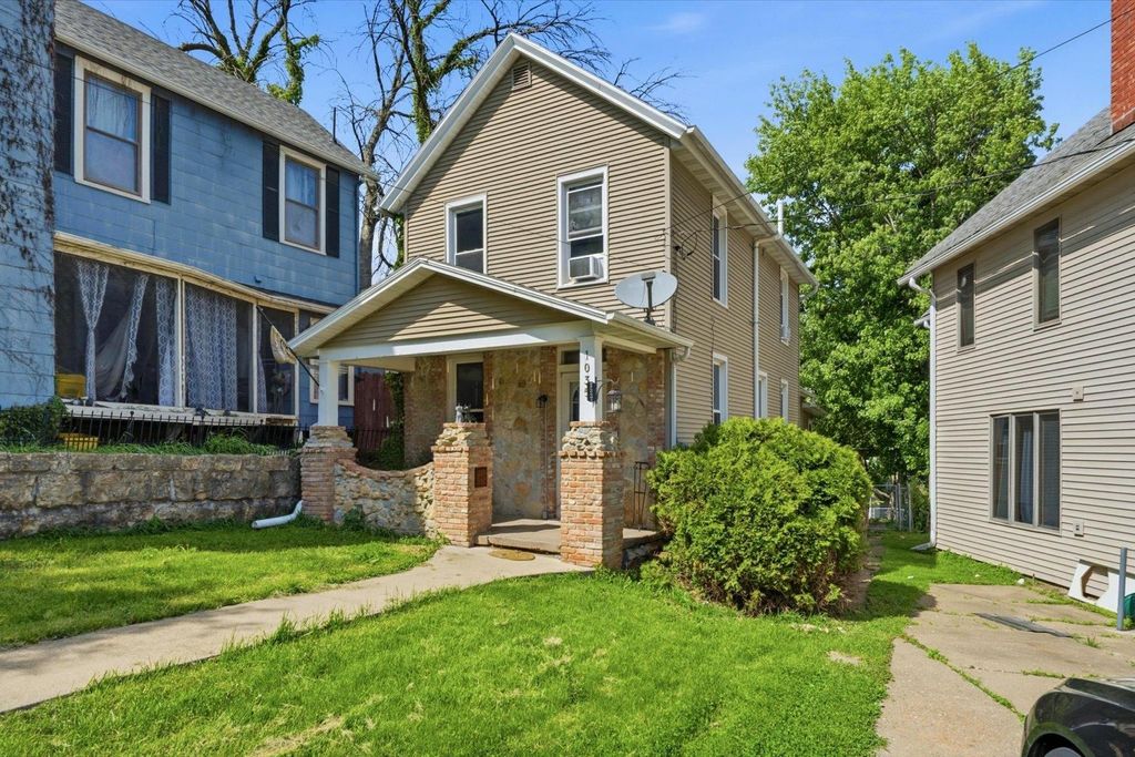Photo of Dubuque, IA 52001 (MLS # 154663)