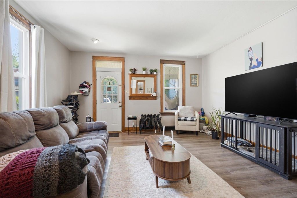 Photo of Dubuque, IA 52001 (MLS # 154663)