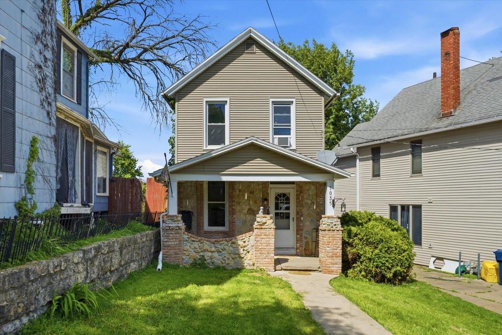 Photo of Dubuque, IA 52001 (MLS # 154663)
