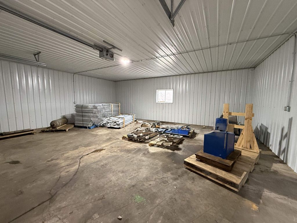 Photo of Dubuque, IA 52002 (MLS # 154591)