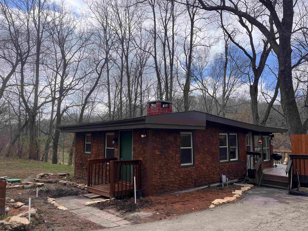 Photo of Dubuque, IA 52003 (MLS # 154336)