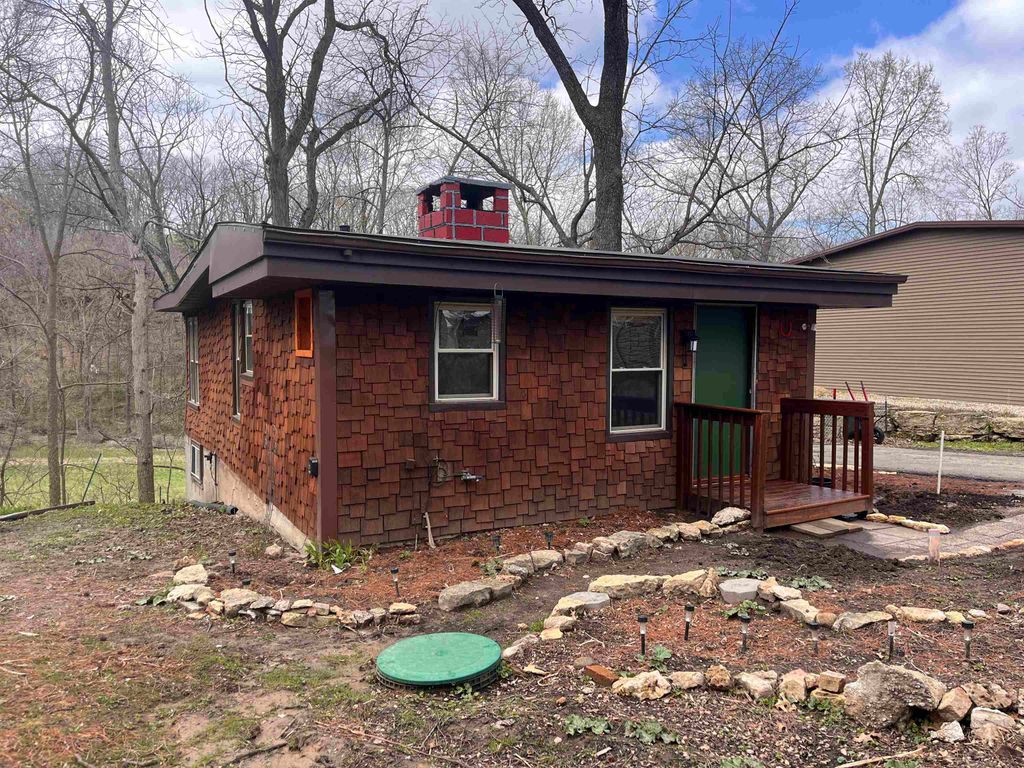 Photo of Dubuque, IA 52003 (MLS # 154336)