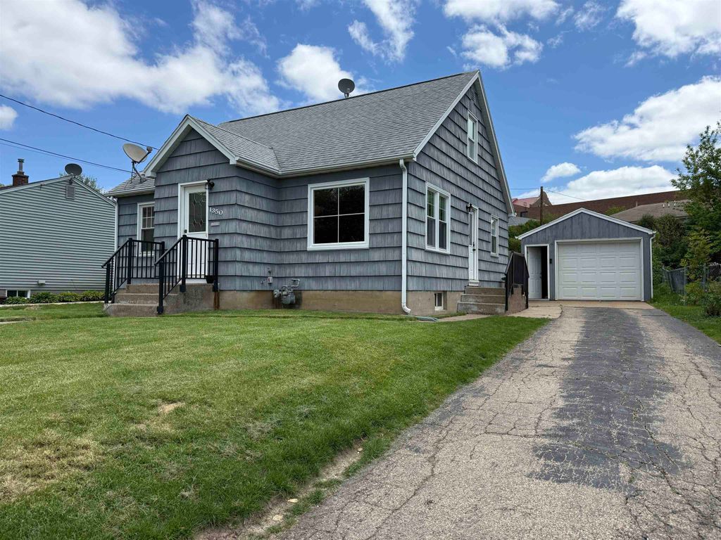 Photo of Dubuque, IA 52001 (MLS # 154585)