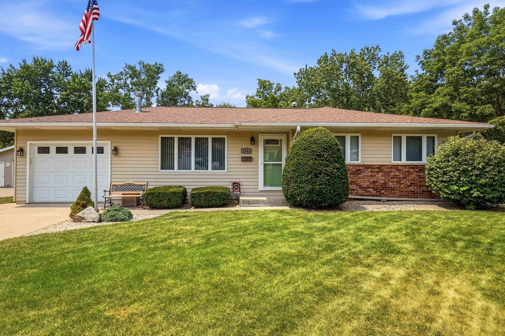 Photo of Dubuque, IA 52002 (MLS # 155344)