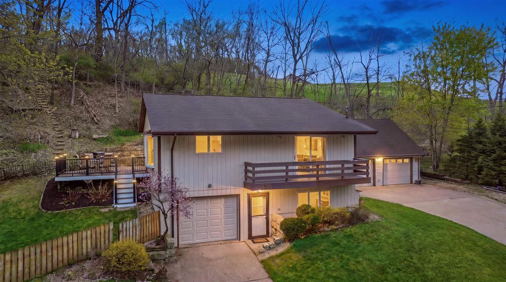 Photo of Dubuque, IA 52001 (MLS # 154460)