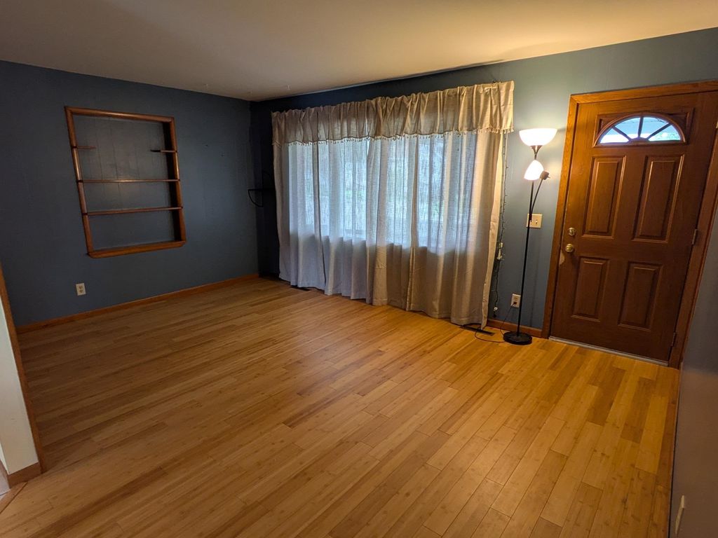 Photo of Dubuque, IA 52001 (MLS # 154581)