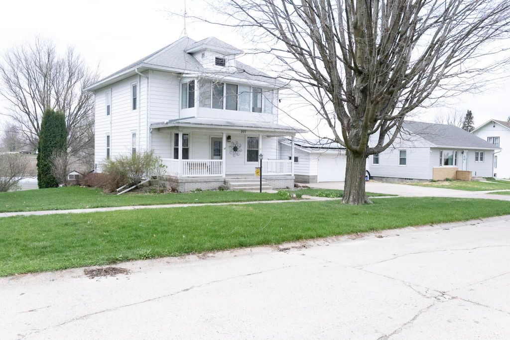 Photo of Luana, IA 52156 (MLS # 154425)
