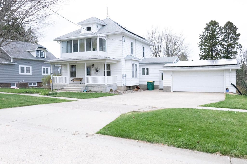 Photo of Luana, IA 52156 (MLS # 154425)
