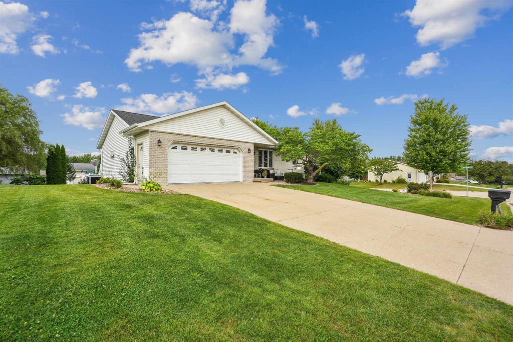 Photo of Peosta, IA 52068 (MLS # 155682)