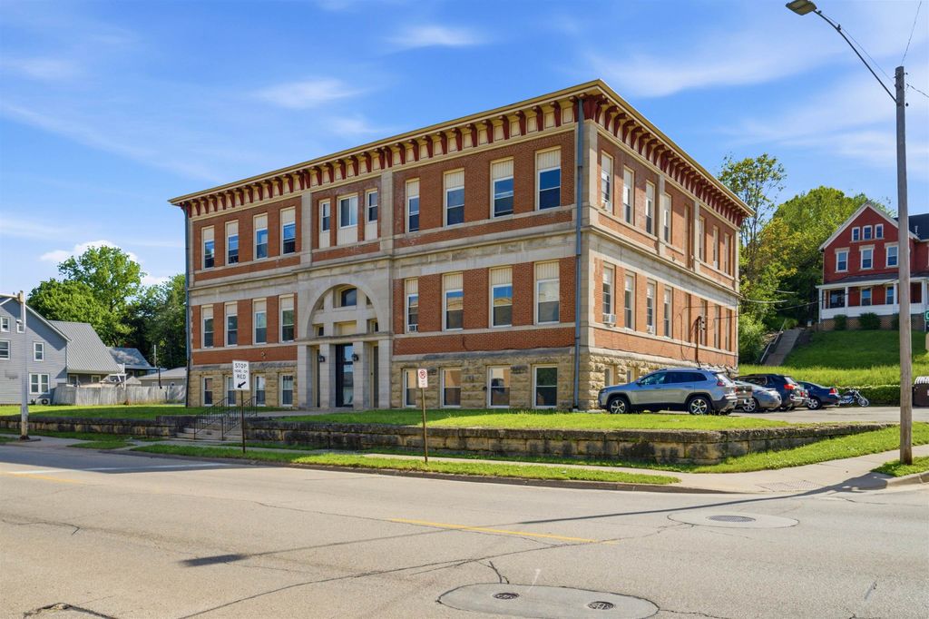 Photo of Dubuque, IA 52001 (MLS # 154699)
