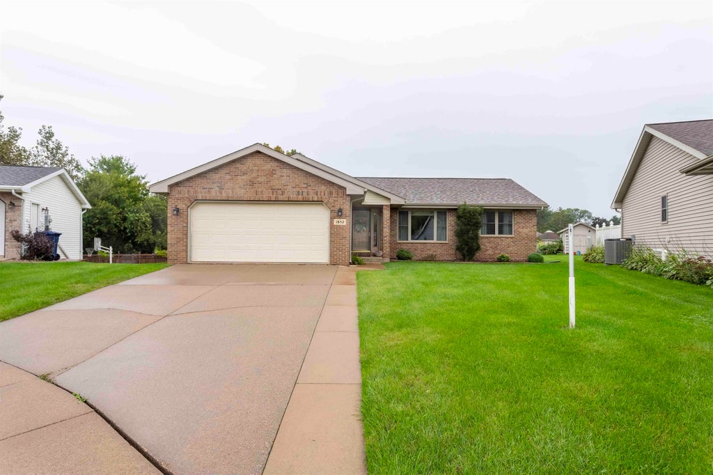 Photo of Dubuque, IA 52002 (MLS # 155775)