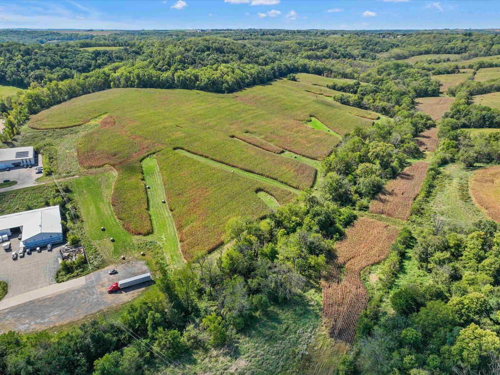 Photo of Dubuque, IA 52003 (MLS # 154289)