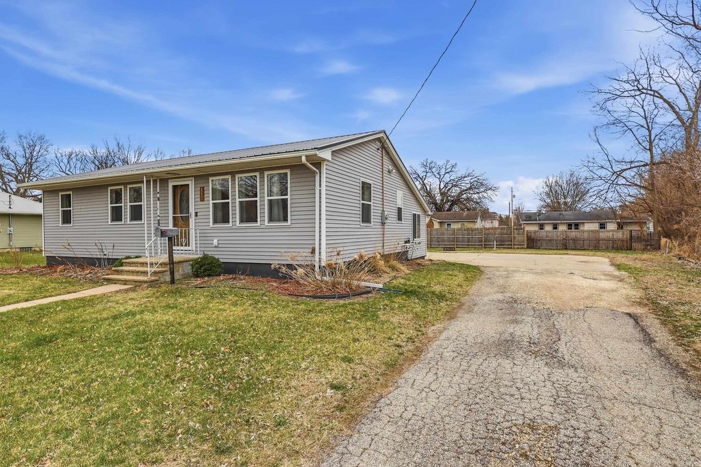 Photo of Manchester, IA 52057 (MLS # 154273)
