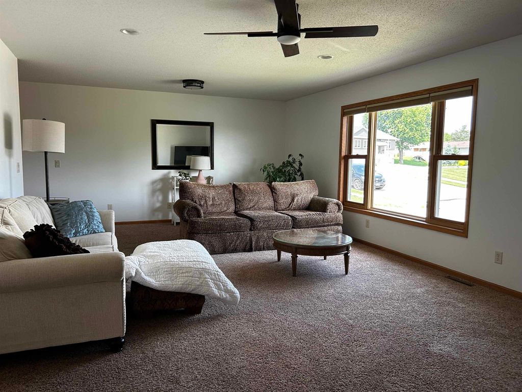 Photo of Dubuque, IA 52001 (MLS # 154752)