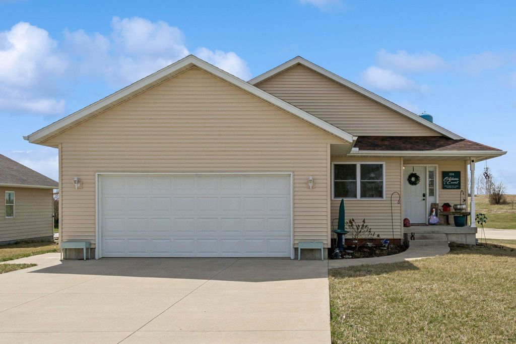 Photo of Garnavillo, IA 52049 (MLS # 154317)