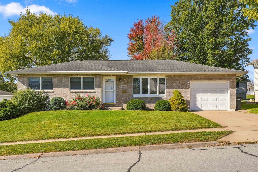Photo of Dubuque, IA 52002 (MLS # 155979)