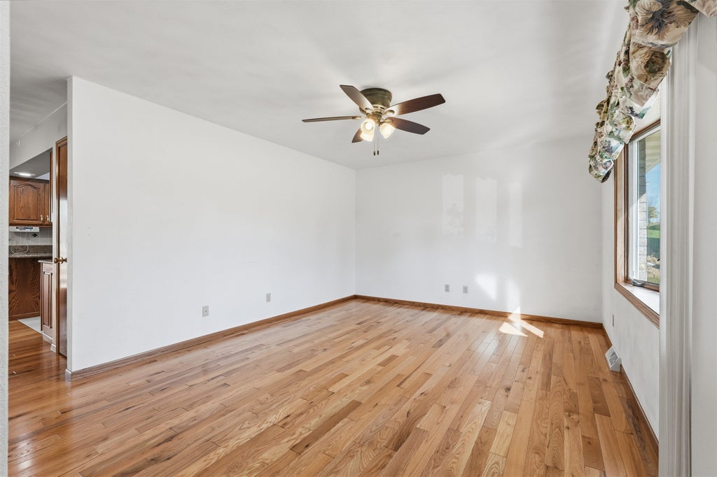 Photo of Dubuque, IA 52002 (MLS # 155979)