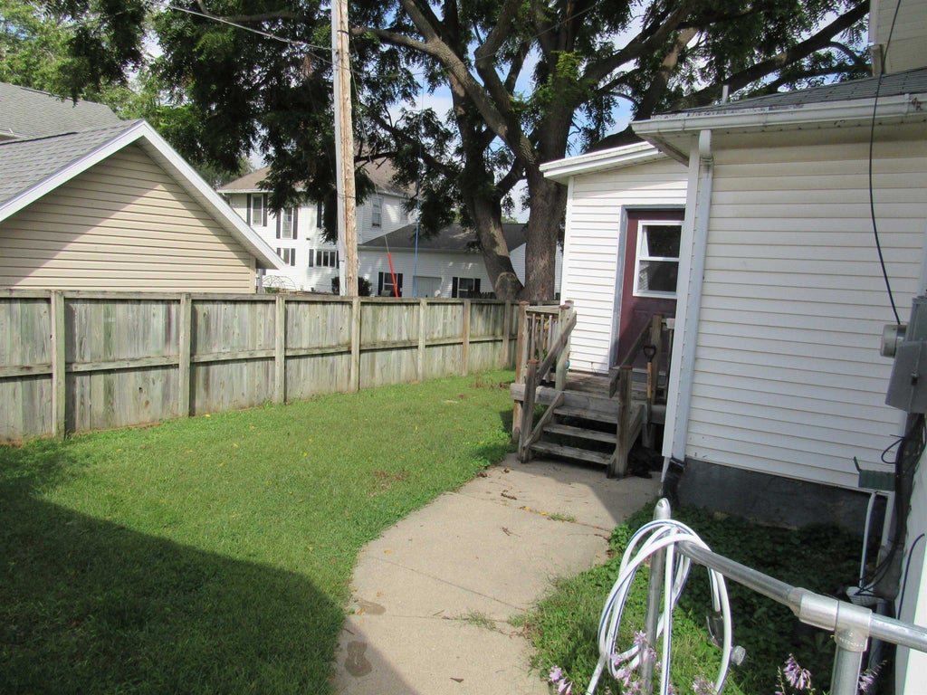 Photo of Maquoketa, IA 52060 (MLS # 155711)