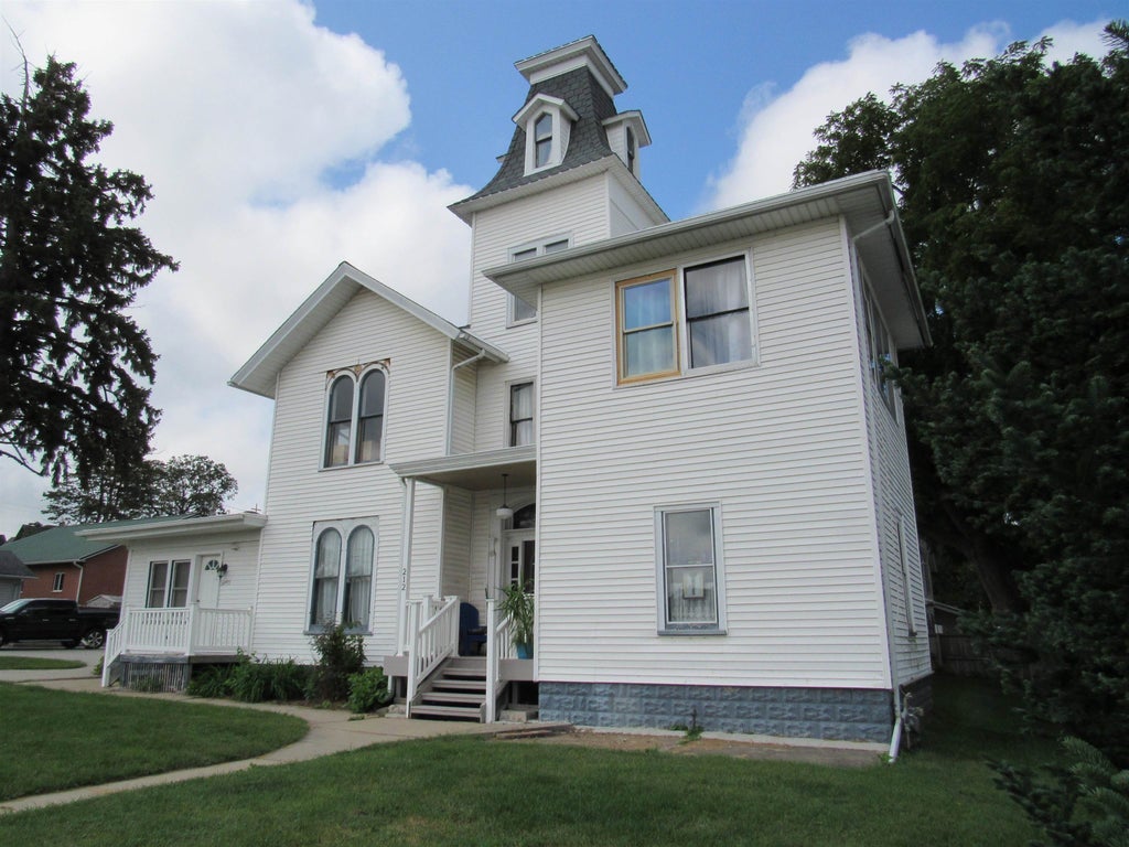 Photo of Maquoketa, IA 52060 (MLS # 155711)