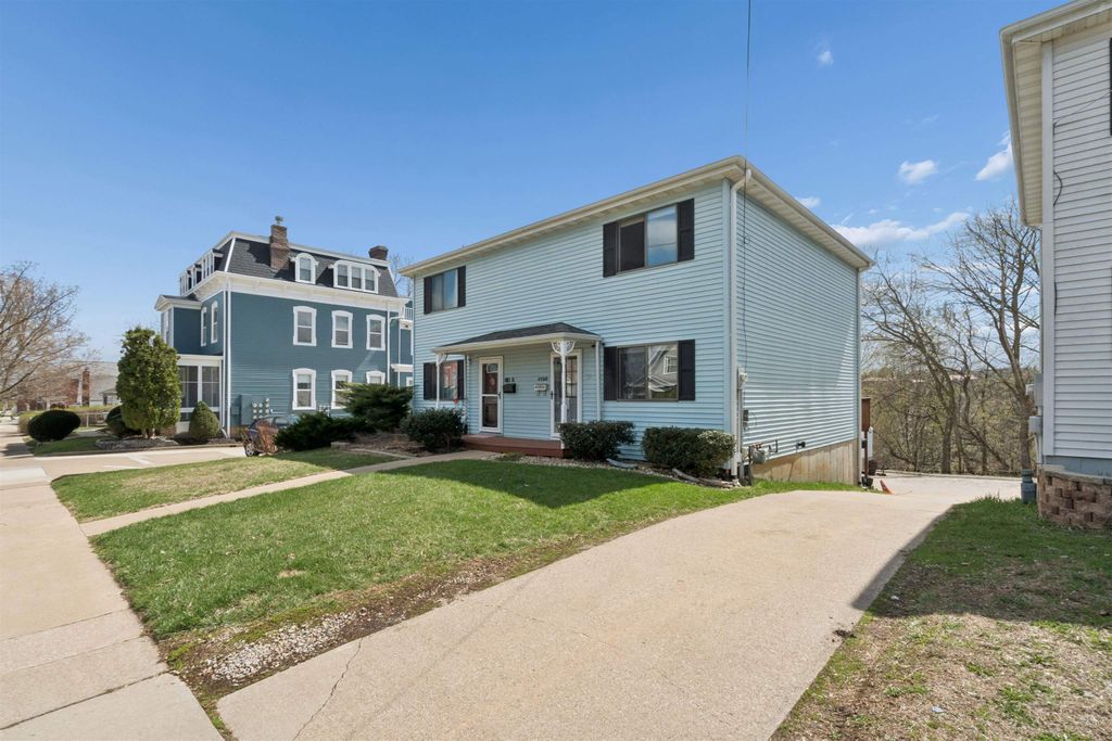 Photo of Dubuque, IA 52001 (MLS # 154358)