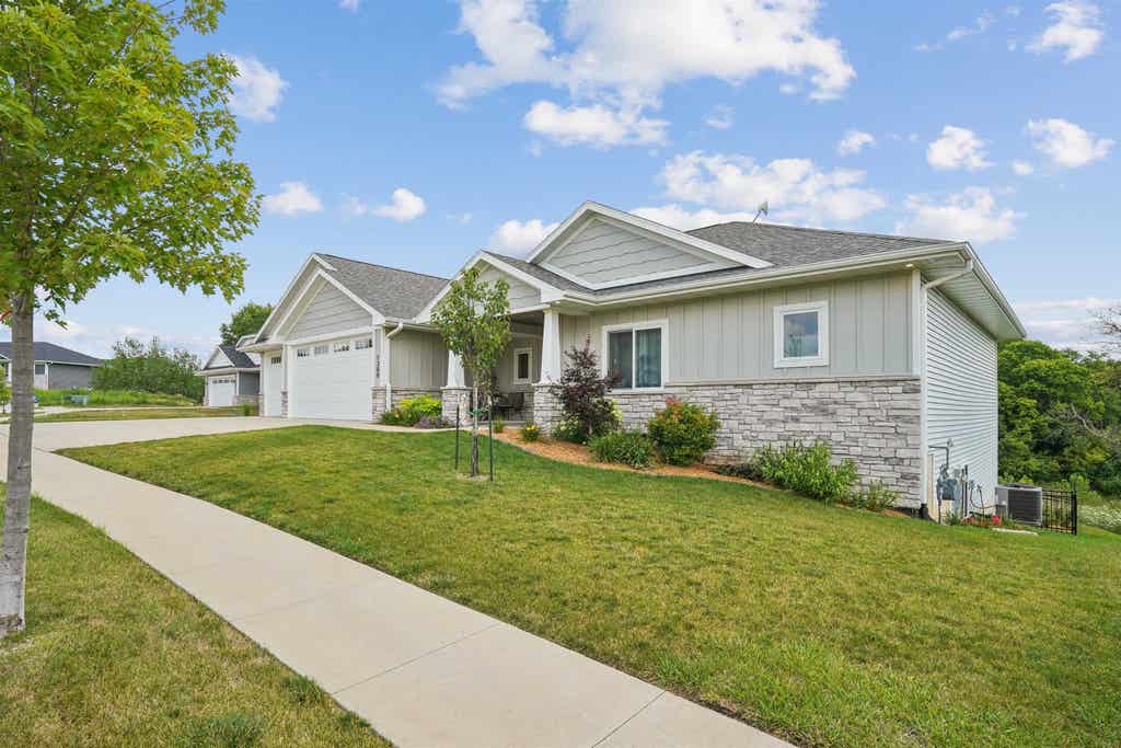 Photo of Dubuque, IA 52003 (MLS # 155423)