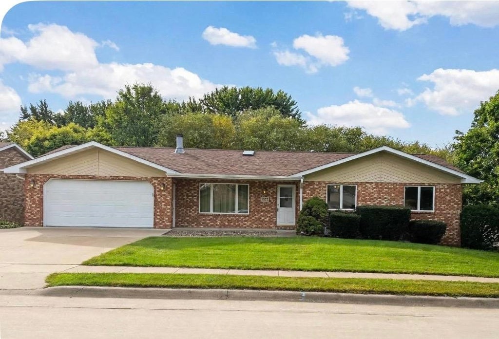 Photo of Dubuque, IA 52002 (MLS # 155910)