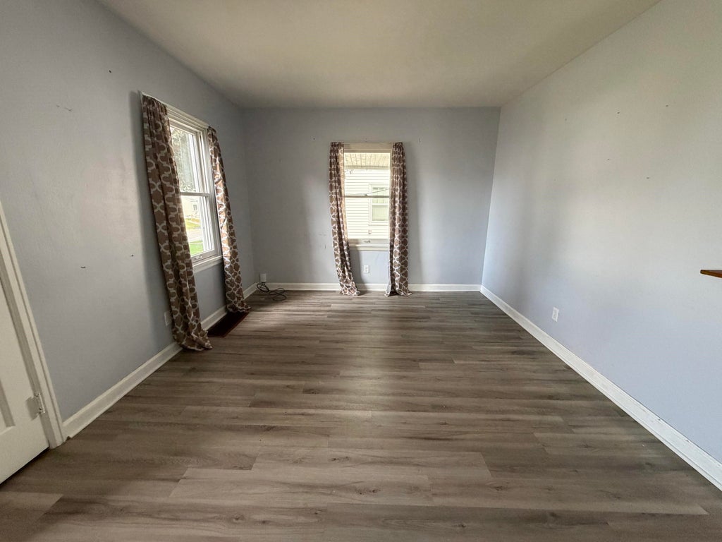 Photo of Dubuque, IA 52001 (MLS # 155482)