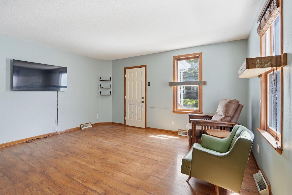 Photo of Dubuque, IA 52001 (MLS # 154622)