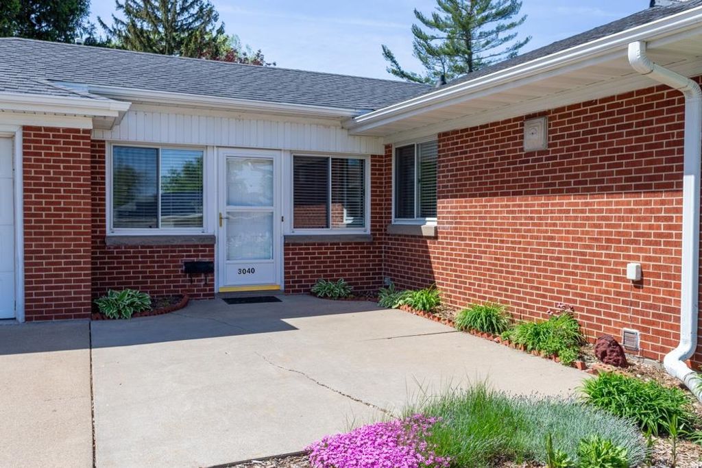 Photo of Dubuque, IA 52001 (MLS # 154560)
