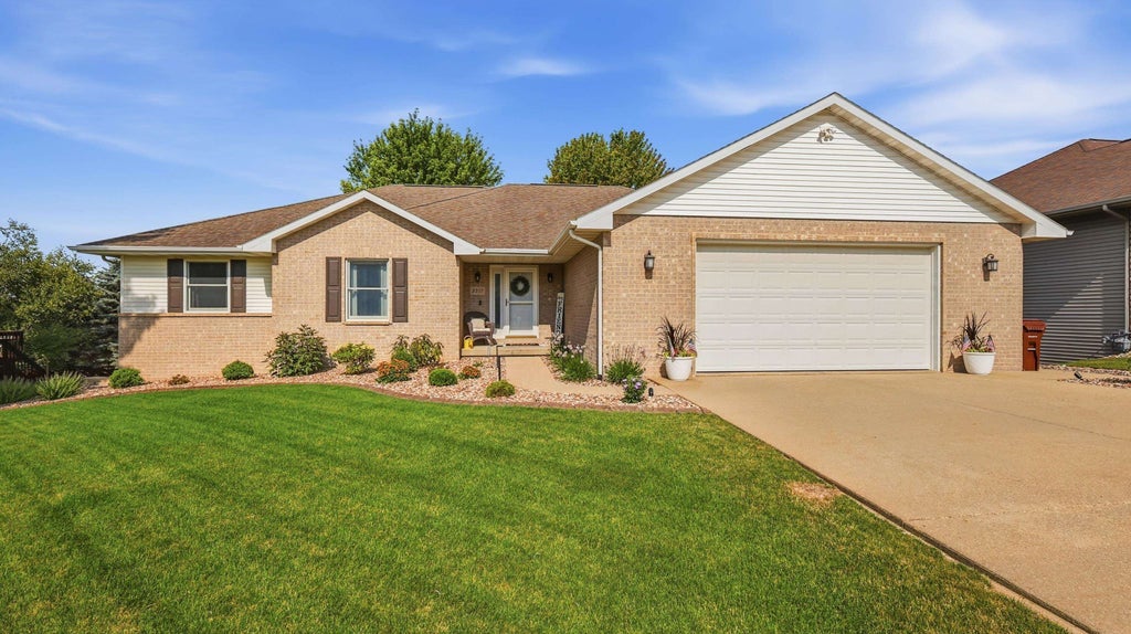 Photo of Dubuque, IA 52002 (MLS # 155188)