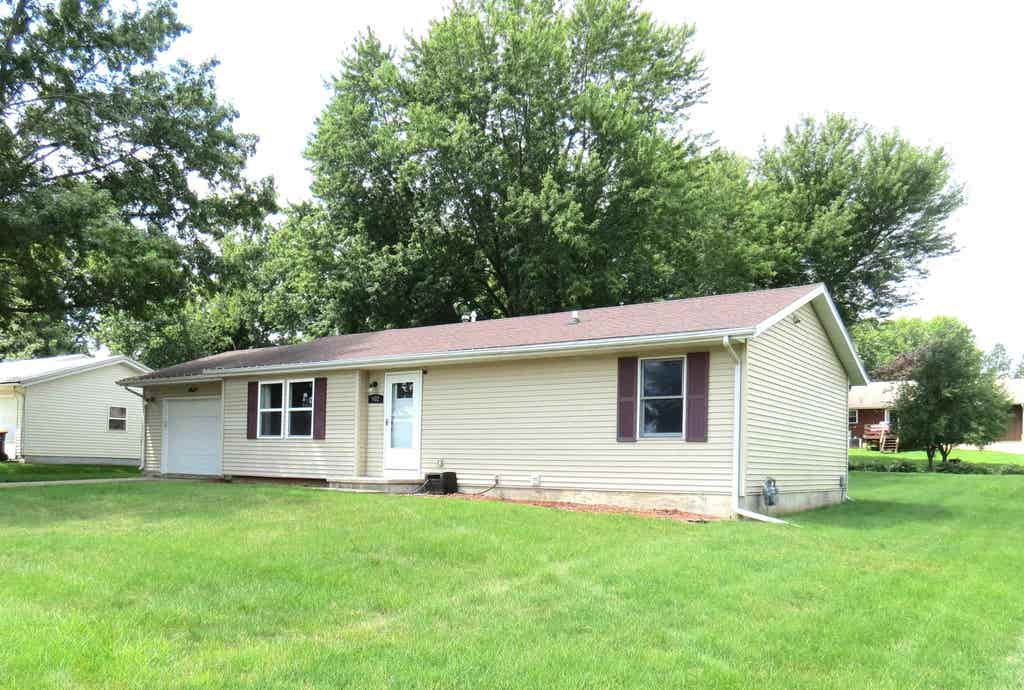 Photo of Maquoketa, IA 52060 (MLS # 155433)