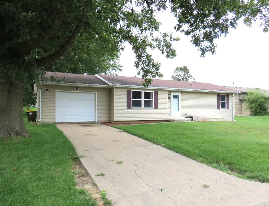 Photo of Maquoketa, IA 52060 (MLS # 155433)