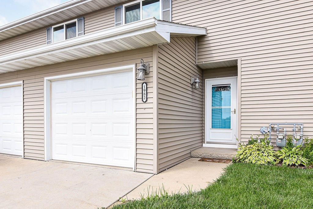 Photo of Dubuque, IA 52001 (MLS # 153528)