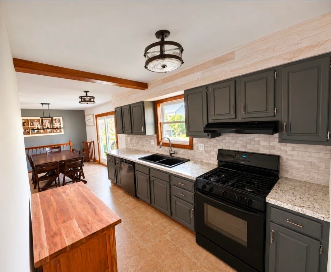 740 W 6th Street - Photo 4