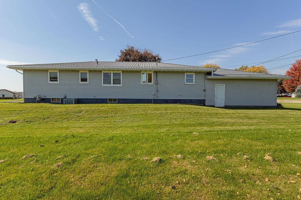 Photo of Farley, IA 52046 (MLS # 156026)