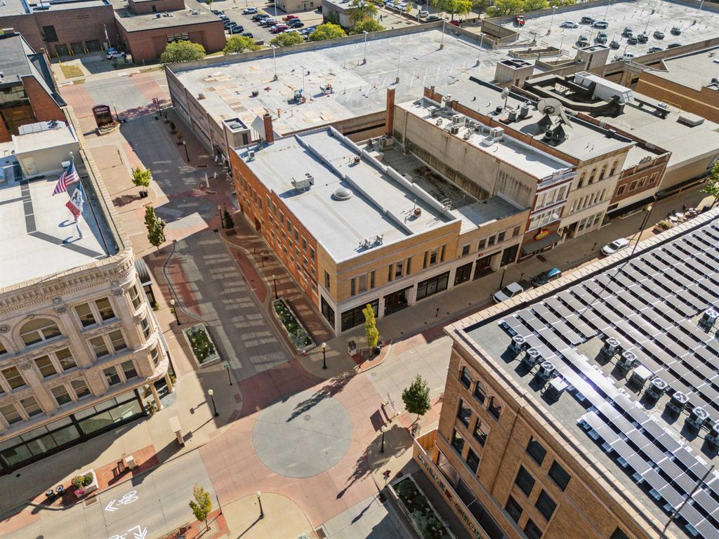 Photo of Dubuque, IA 52001 (MLS # 154262)