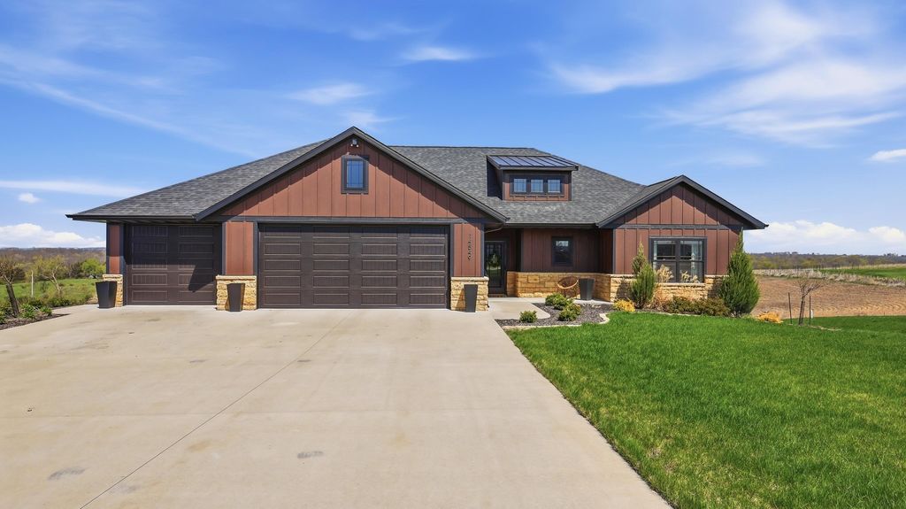 Photo of Dubuque, IA 52002 (MLS # 154438)